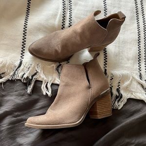 Tanned Booties